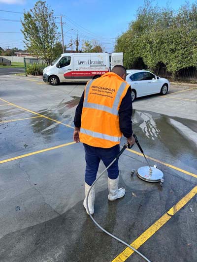 High-Pressure-Washing_v4.jpg